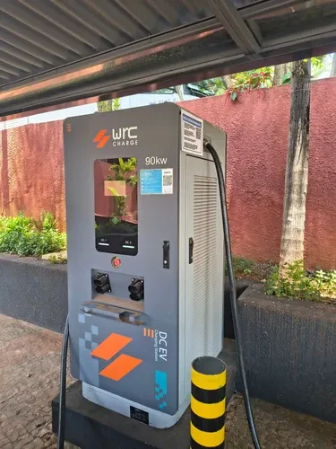 Foto 2 da estação Maria Plaza Hotel