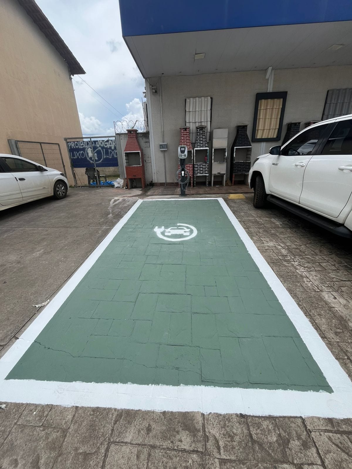 Foto 1 da estação Enersy | 22kW Rezende Materiais Construção